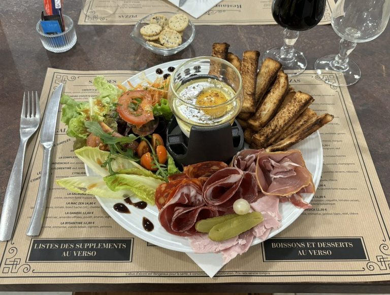 Oeuf cocotte chorizo / poivron (cuisson à table)